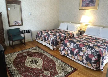 School House Inn hotel thumbnail 4