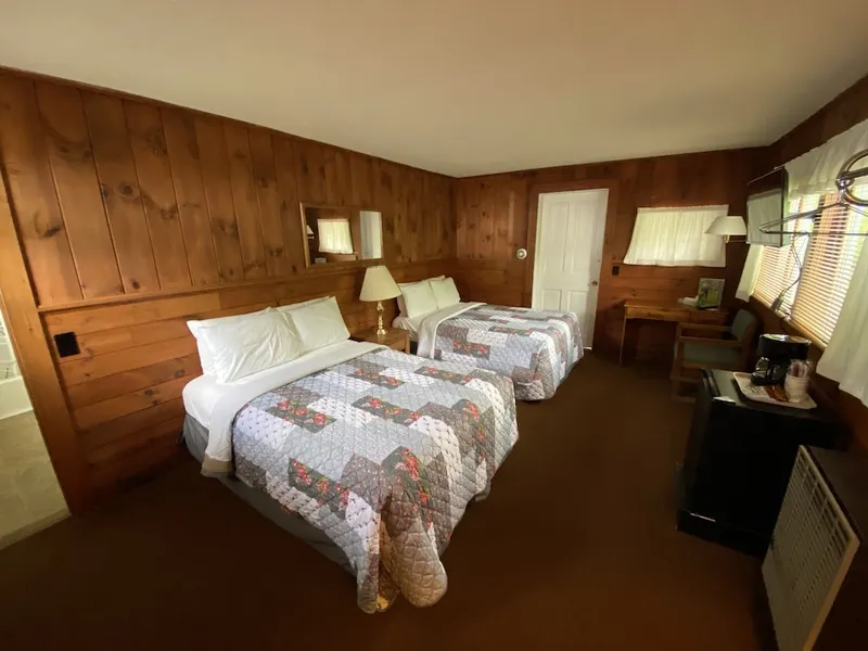 School House Inn hotel detail image 6
