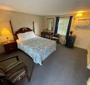 School House Inn hotel detail image 7