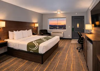 Quality Inn Kodak Sevierville hotel thumbnail 7