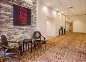 Red Roof Inn & Suites Mt Holly - McGuire AFB hotel thumbnail 5