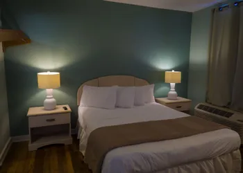 Charlroy Motel hotel thumbnail 5