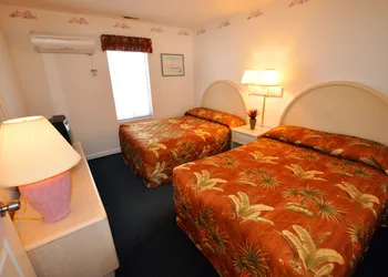 Riviera Resorts & Suites hotel thumbnail 5