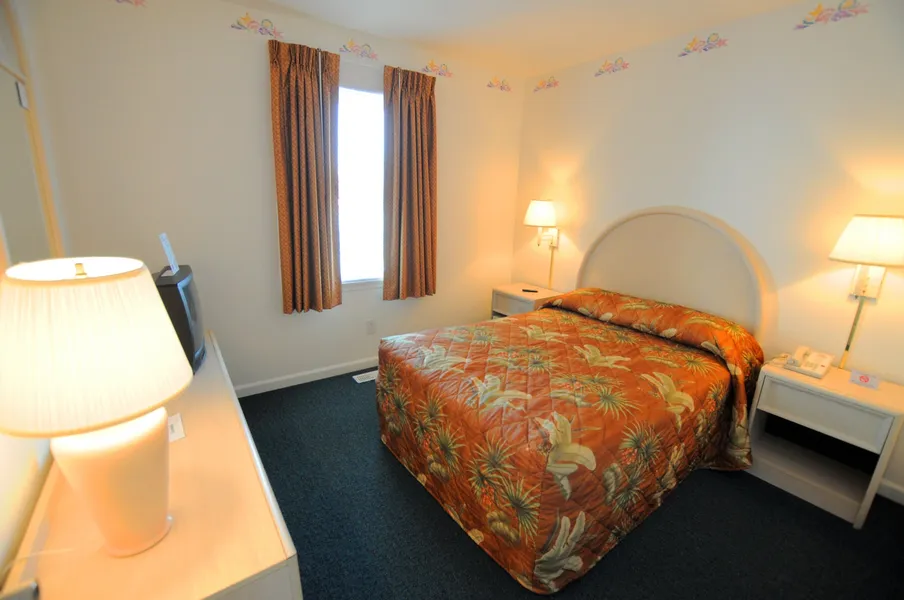 Riviera Resorts & Suites hotel detail image 6