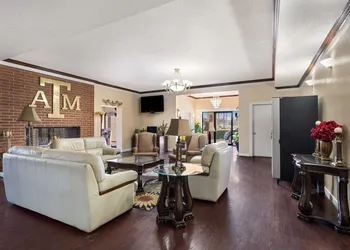 Knights Inn College Station hotel thumbnail 2