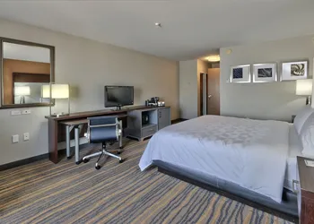 Holiday Inn & Suites Albuquerque-North I-25 by IHG hotel thumbnail 2