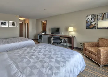 Holiday Inn & Suites Albuquerque-North I-25 by IHG hotel thumbnail 3