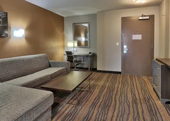 Holiday Inn & Suites Albuquerque-North I-25 by IHG hotel thumbnail 8