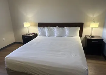 Garner Hotel Albuquerque West by IHG hotel thumbnail 8