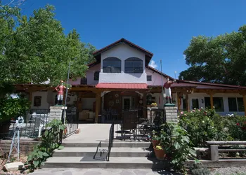 Red Horse Bed and Breakfast hotel thumbnail 2