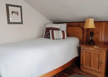 Red Horse Bed and Breakfast hotel thumbnail 5
