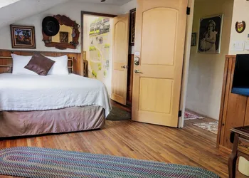 Red Horse Bed and Breakfast hotel thumbnail 7