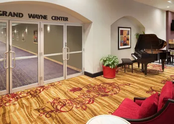 Hilton Fort Wayne at the Grand Wayne Convention Center hotel thumbnail 3