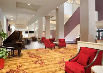 Hilton Fort Wayne at the Grand Wayne Convention Center hotel thumbnail 7