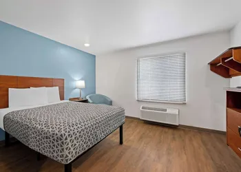 WoodSpring Suites Hobbs hotel thumbnail 6