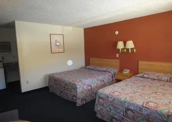 Econo Lodge Las Vegas NM hotel thumbnail 7