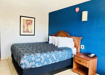 Budget Inn hotel thumbnail 7