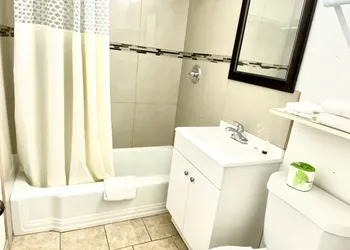 Budget Inn hotel thumbnail 8