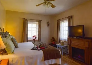 Hotel La Fonda Taos hotel thumbnail 6