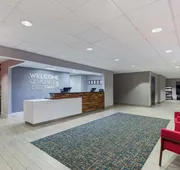 Hampton Inn & Suites Dothan hotel detail image 3