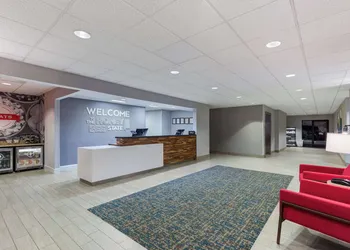 Hampton Inn & Suites Dothan hotel thumbnail 3