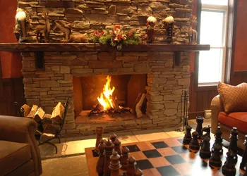 Cap Tremblant hotel thumbnail 3