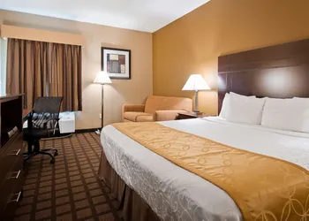 Best Western Plaza Hotel Saugatuck hotel thumbnail 6
