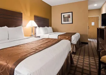 Best Western Plaza Hotel Saugatuck hotel thumbnail 7