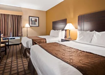 Best Western Plaza Hotel Saugatuck hotel thumbnail 8