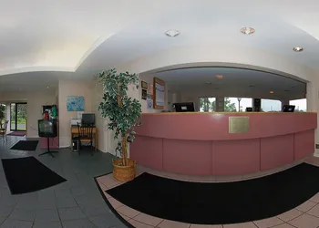 Econo Lodge South hotel thumbnail 3