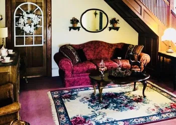 The Bella Ella B&B hotel thumbnail 3