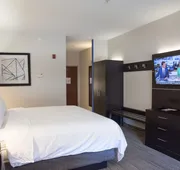 Holiday Inn Express Hotel & Suites Chester by IHG hotel detail image 7