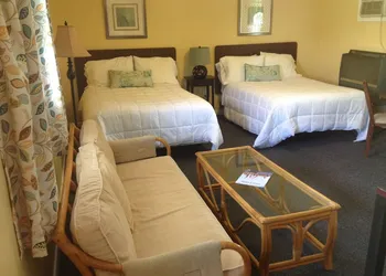 Clarence Inn hotel thumbnail 6