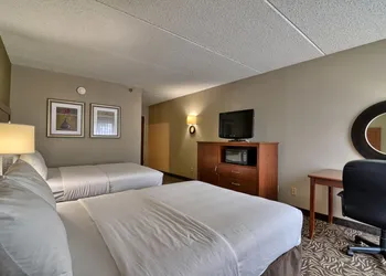 Clarion Inn & Suites Cortland - University Area hotel thumbnail 5