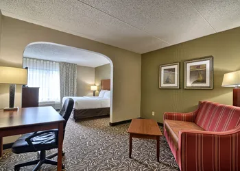 Clarion Inn & Suites Cortland - University Area hotel thumbnail 6
