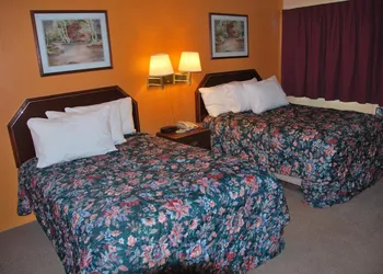 Imperial Motel hotel thumbnail 5