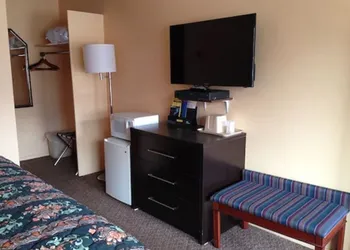 Imperial Motel hotel thumbnail 8