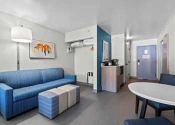 Holiday Inn Express West Point by IHG hotel thumbnail 8