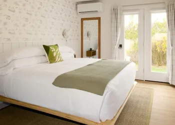 The Penny Lane hotel thumbnail 6