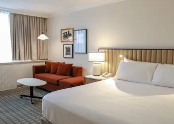 Crowne Plaza Louisville Airport Expo Ctr by IHG hotel thumbnail 4