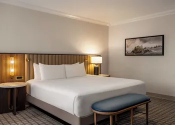 Crowne Plaza Louisville Airport Expo Ctr by IHG hotel thumbnail 6
