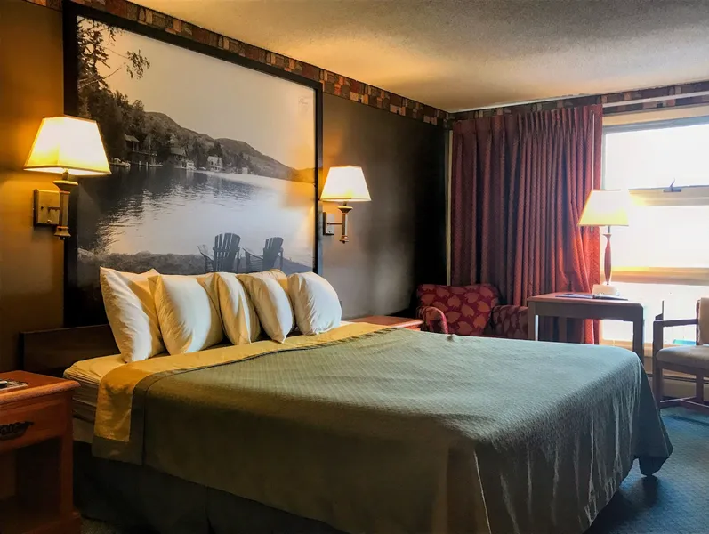 Super 8 by Wyndham Lake George/Downtown hotel detail image 6