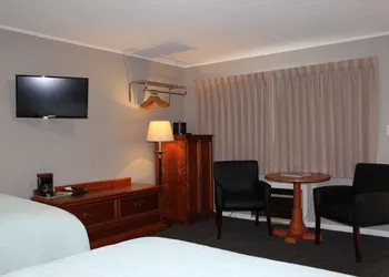 Admiral Motel hotel thumbnail 8