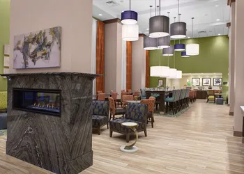Hampton Inn & Suites Syracuse North Airport Area hotel thumbnail 3