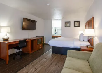 The Hotel Serene Glendale Peoria, Surestay Collection by BW hotel thumbnail 4