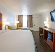 The Hotel Serene Glendale Peoria, Surestay Collection by BW hotel detail image 7