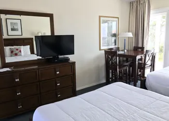 Ocean Surf Resort hotel thumbnail 8