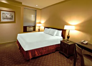 Night Hotel Broadway hotel thumbnail 7