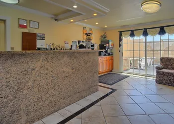 Sea Breeze Inn hotel thumbnail 4