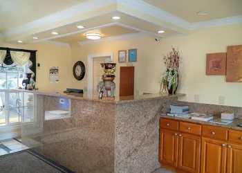 Sea Breeze Inn hotel thumbnail 5